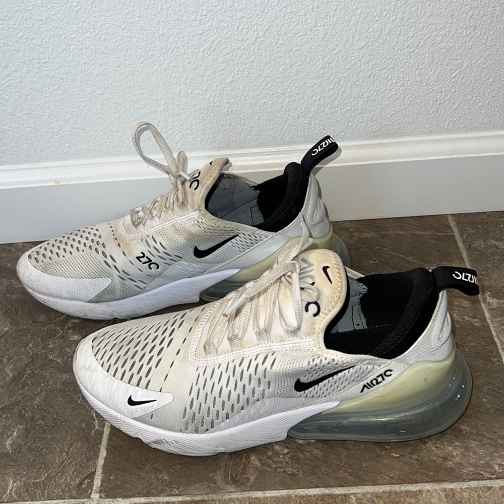 Nike AirMax 270